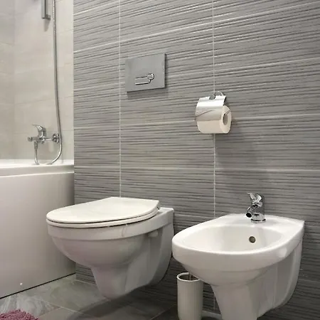 Brigitte Apartment *